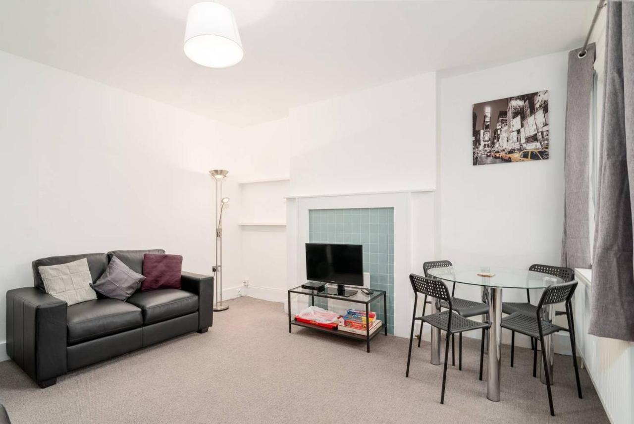 לונדון Guestready - Modern 2-Bed For 4 In Golders Green! מראה חיצוני תמונה